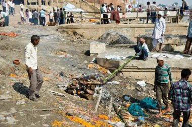 Hindu Yakımı Varanasi uttar pradesh Hindistan Asya 