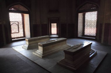 Humayun 'un mezarındaki defin odaları 1570' te inşa edildi, Delhi, Hindistan UNESCO Dünya Mirası Alanı