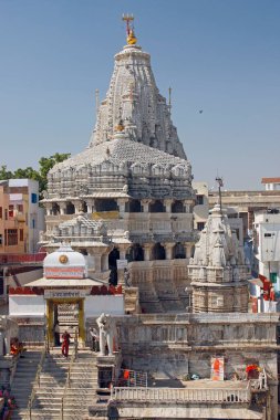 1651 yılında Maharana Jagat Singh tarafından inşa edilen Hint-Aryan en büyük Jagdish tapınağı; Udaipur; Rajasthan; Hindistan