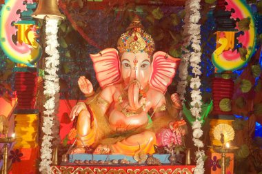 Ganpati festivalinde Lord Ganesh 'in Idol' ü; Bombay Mumbai; Maharashtra; Hindistan 2009