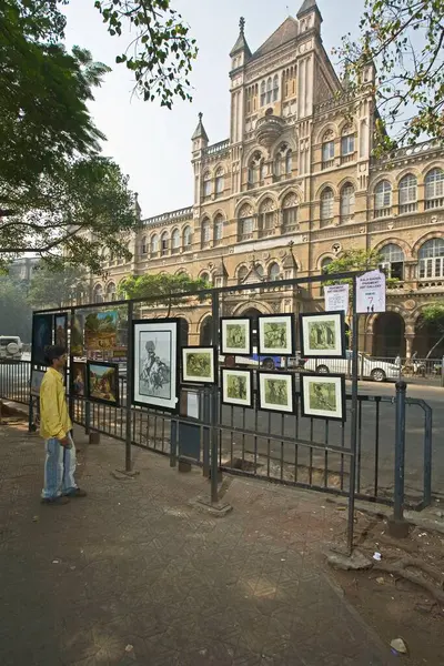 stock image Pavement art gallery ; Fort area ; Kala Ghoda Art District ; Bombay now Mumbai ; Maharashtra ; India