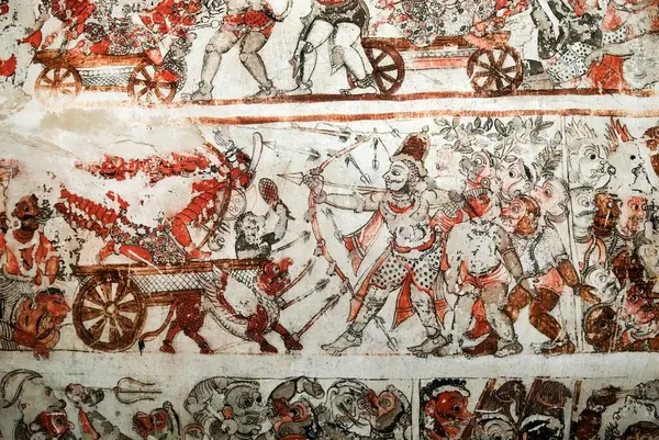 Ramayana ve Mahabharat 'ı resmeden duvar resimleri Chennakeshavaraya tapınağının tavanında, Adiyamankottai Dharmapuri yakınlarında, Tamil Nadu, Hindistan 