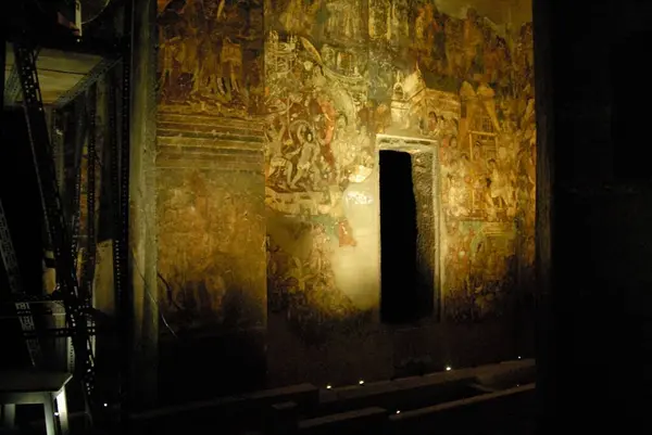 stock image Fresco in cave 16, Ajanta, Aurangabad, Maharashtra, India.