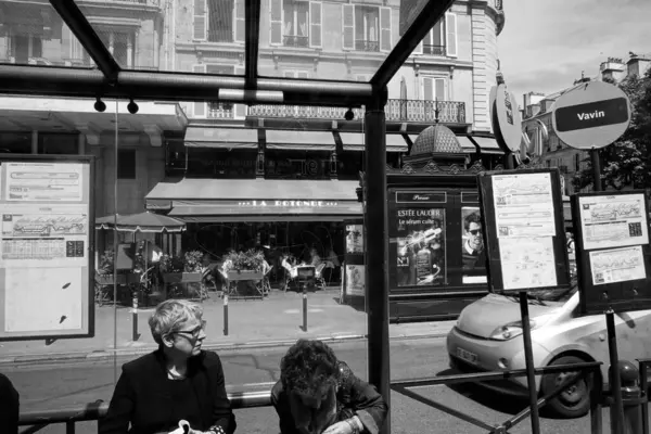 Vavin otobüs durağı, La Rotonde restoranı, Paris, Fransa, Avrupa 