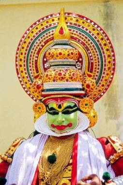 Kathakali Hindistan 'ın klasik dansı, dansçı portresi 