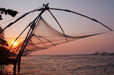 Çin balık ağları, Kerala, Hindistan 