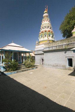 Sasvad köyündeki Sopandev mezar tapınağı, taluka Purandar, Pune bölgesi, Maharashtra, Hindistan 