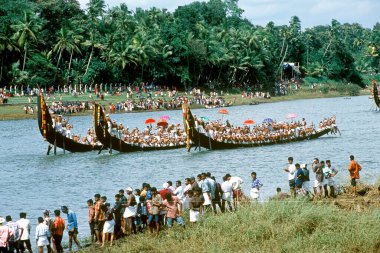 Aranmula Pamba Nehri 'nde tekne yarışı, Kerala, Hindistan 