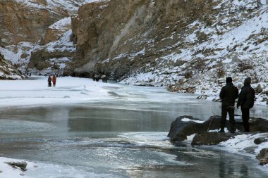 People at chadar trek, ladakh, jammu and kashmir, india, asia   clipart