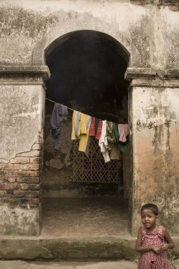 Şimdi düşman malı olarak bilinen terk edilmiş bir mülk, Manik gunj köyü, Kırsal Bangladeş 