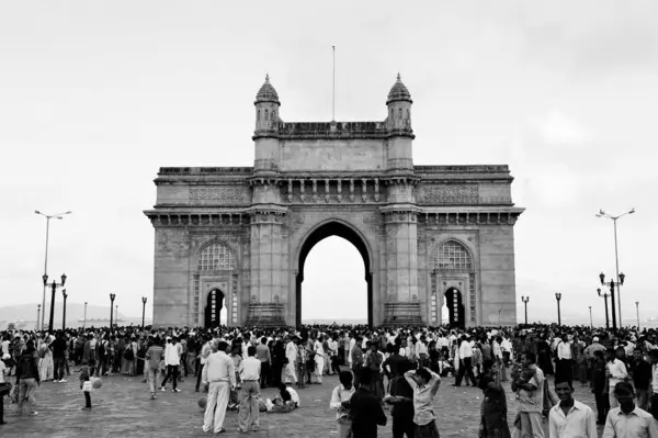 stock image Crowd, Gateway of India, Apollo Bunder, Colaba, Bombay, Mumbai, Maharashtra, India, Asia 