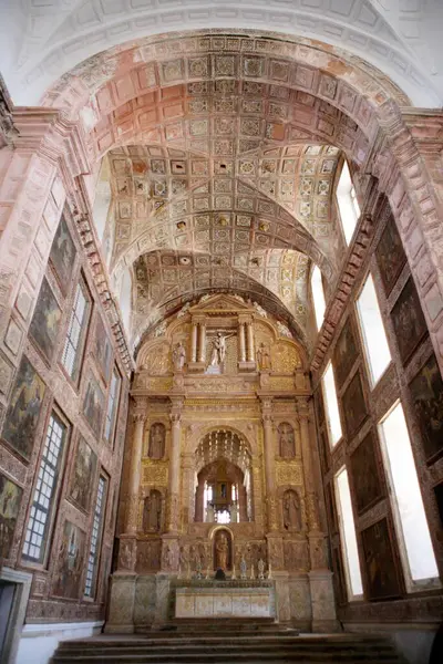 Assisi 'li Aziz Francis Kilisesi, M.S. 1521' de inşa edildi; UNESCO Dünya Mirası Alanı; Eski Goa; Velha Goa; Hindistan