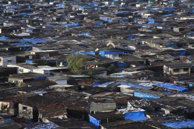 Santacruz Havalimanı yakınlarındaki gecekondu bölgesi, Vakola, Bombay Mumbai, Maharashtra, Hindistan