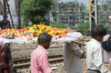 Hindu kadın cesedi Eski Bombay Mumbai, Maharashtra, Hindistan