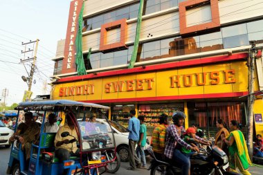 Sindhi Şeker Dükkanı, Haldwani, Nainital, Kumaon, Uttarakhand, Hindistan, Asya 