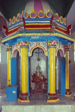 Dattatreya tapınağındaki heykel, kutch, Gujarat, Hindistan, Asya 