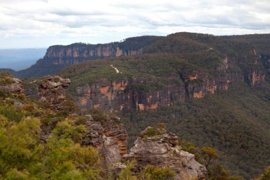 Üç kız kardeş mavi dağ Avustralyası
