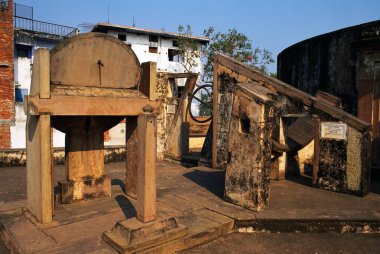 Gözlemevindeki çeşitli Yantralar, Man Mahal, Varanasi, Uttar Pradesh, Hindistan 