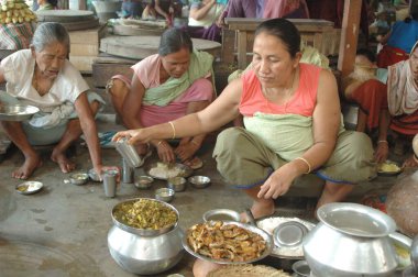 Khawairambant pazarı, kadın pazarı, Imphal, Manipur, Hindistan 