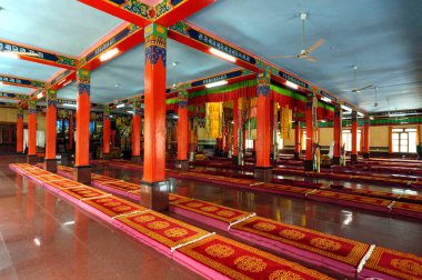 Karnataka Hindistan 'daki Mundgod' daki Shar Manastırı.