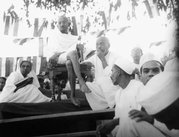 stock image Mahatma Gandhi, Sardar Vallabhbhai Patel, Manibehn Patel and others at Bardoli, 1939, India  