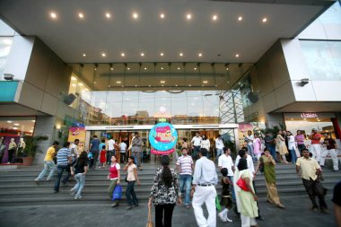 Sonsuzluk alışveriş merkezinin girişi Andheri, Bombay şimdi Mumbai, Maharashtra, Hindistan 