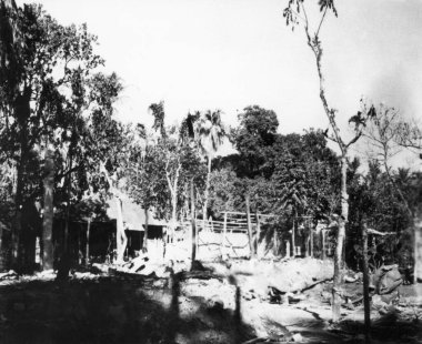 Hindular ve Müslümanlar arasında Kasım 1946 'da Noakhali Doğu Bengal' de çıkan ayaklanmalar sonucu oluşan yıkım..