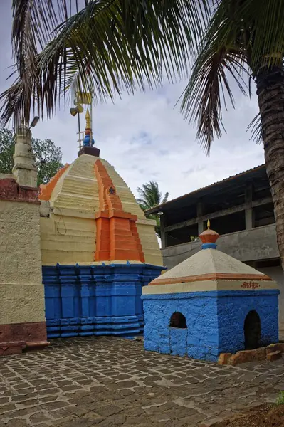 stock image Tirth kund in sangameshwara temple complex, sangli, Maharashtra, India, Asia 