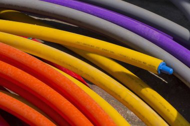 Reliance 4G Network Çok Renkli PVC Hindistan 'ı Pipes