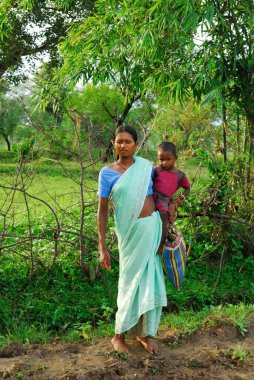 Ho kabileleri anne ve çocuk, Chakradharpur, Jharkhand, Hindistan   