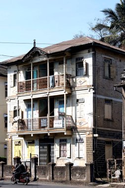 Eski ev; Pune; Maharashtra; Hindistan