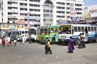 Kothamangalam Belediye Konfor İstasyonu otobüs durağı, Kothamangalam, Kerala, Hindistan  