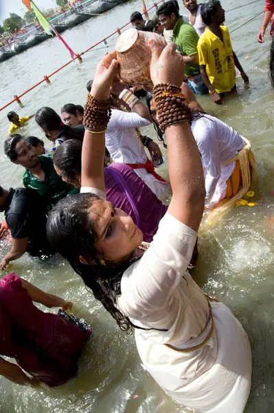 stock image Transgender bathing in kshipra river, madhya pradesh, india, asia 