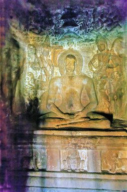 Jain God Mahavir yardım heykeli, Rock kesimi mağara tapınağı, Badami, Bagalkot, Karnataka, Hindistan