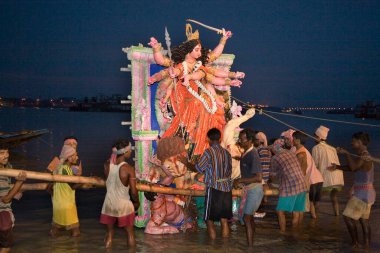 Durga Pooja dassera Vijayadasami Festivali; Kalküta Kolkata; Batı Bengal; Hindistan