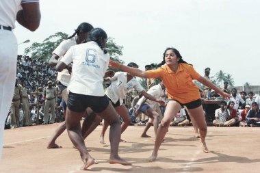 Kabaddi oynayan kadınlar, Tamil Nadu, Hindistan