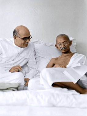 Mahatma Gandhi ile Mahadev Desai, Birla House, Mumbai, Maharashtra, Hindistan, Asya, Ağustos 1942