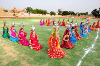 Halk Dansçıları, Rajasthan, Hindistan   