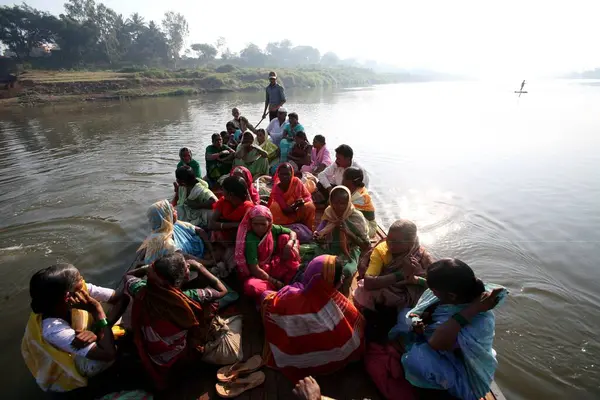 stock image Villagers of the Haripur village on board of a boat, Sangli district, Maharashtra, India 