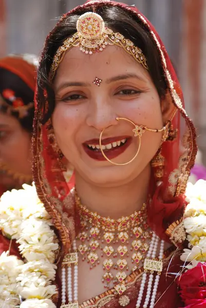 stock image Portrait of Rajasthani marwari woman with traditional Boralaa and big Nath ; Jodhpur ; Rajasthan ; India 