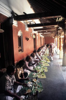 Düğün ziyafeti, Nattukottai Chettiar veya Nagarathar Topluluğu, Chettinad, Tamil Nadu, Hindistan