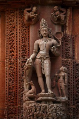 Rajarani tapınağına oyulmuş heykel, Bhubaneswar, Orissa, Hindistan 