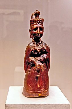 Antique wood Queen Victoria from Nigeria, CSMVS Museum, Mumbai, Maharashtra, India, Asia  clipart