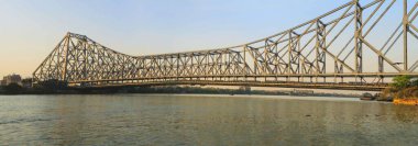 Hooghly Nehri 'ndeki Howrah Köprüsü, Batı Bengal, Hindistan, Asya