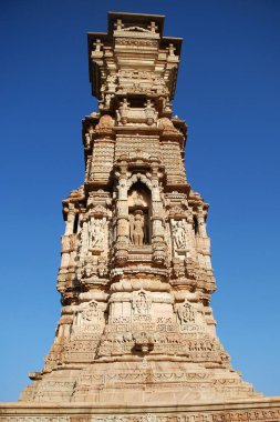 Kirti stambha ya da şöhret kulesi, Chittorgarh, Rajasthan, Hindistan