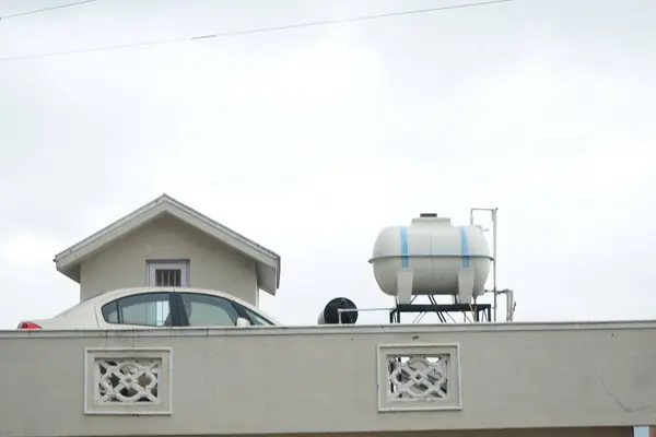 Stock image Rooftop car and heater, Tea Nest resort, Singara Estate, Coonoor, Nilgiris, Tamil Nadu, India 