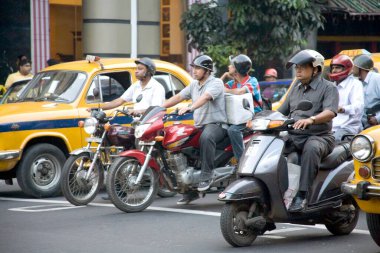 Sokak manzarası, yol trafiği, Park Caddesi, Kalküta Şimdi Kolkata, Batı Bengal, Hindistan 