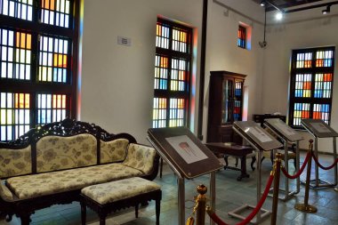 Antika mobilyalar, Eski Kale, Surat, Gujarat, Hindistan 