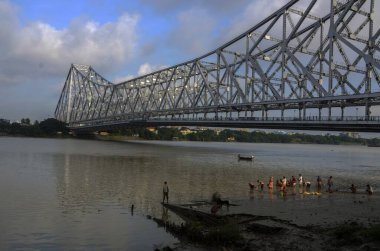 Howrah Köprüsü, Hooghly Nehri, Kolkata, Batı Bengal, Hindistan, Asya