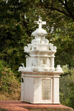 Hindistan, Goa 'daki Terekhol' da yaşlı Cross.